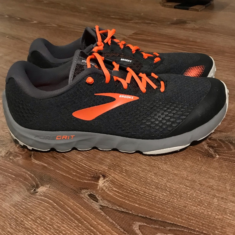 Brooks PureGrit 7 Running Shoes sz 10.5